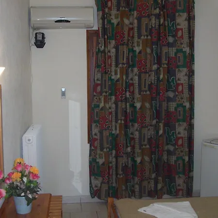 Hotel Elytis Potistika