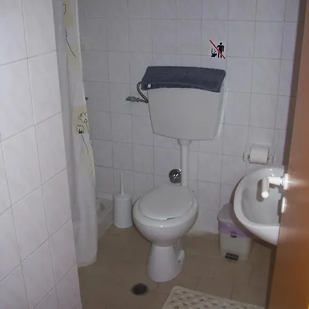 Hotel Elytis 2*