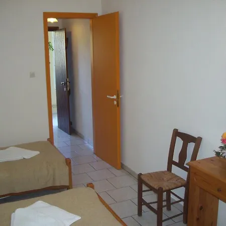 Hotel Elytis Potistika