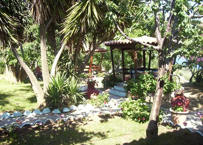 Hotel Elytis Potistika